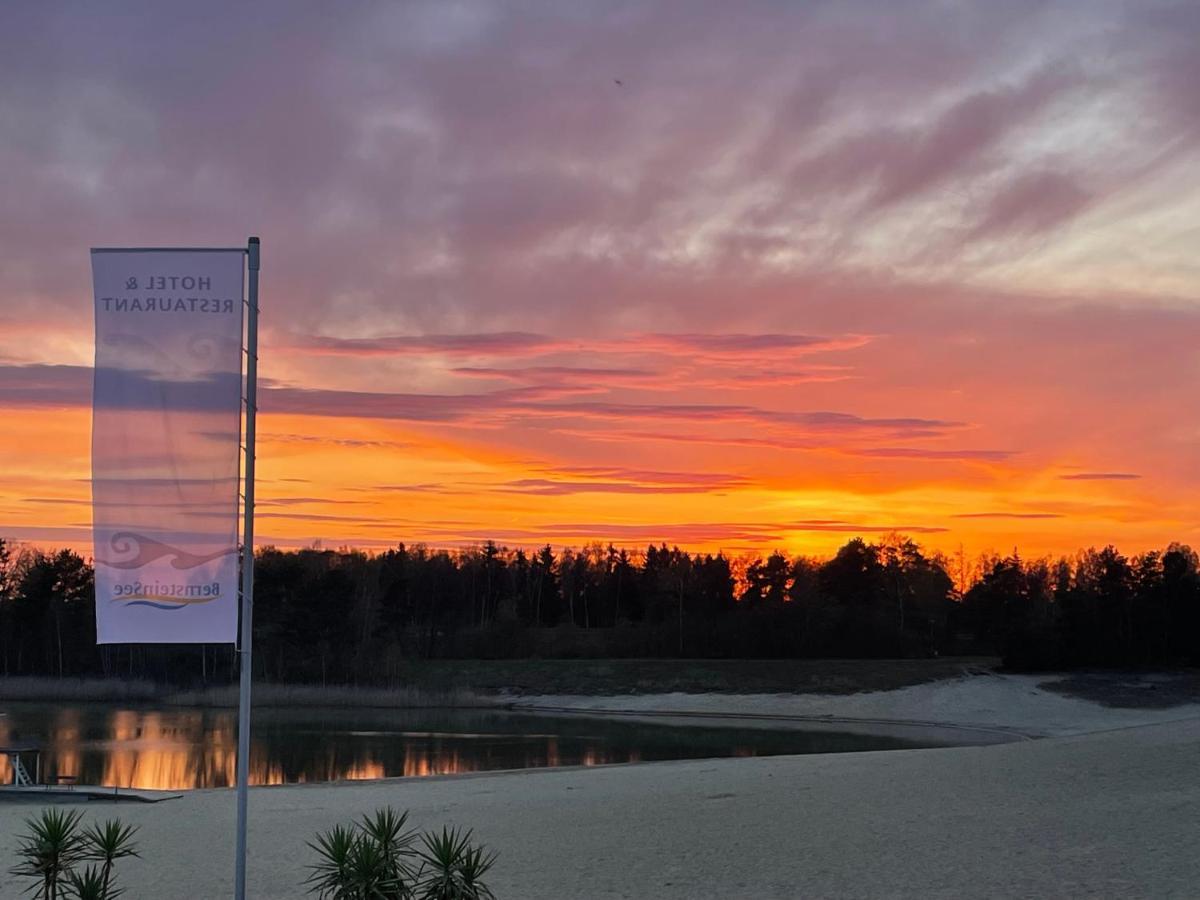 Bernsteinsee Hotel Sassenburg Zewnętrze zdjęcie